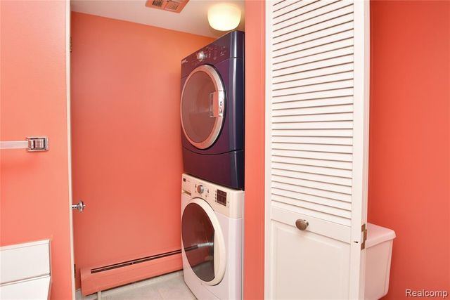 40740 Woodward Avenue 38, Bloomfield Hills, MI 48304