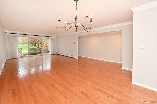 40740 Woodward Avenue 38, Bloomfield Hills, MI 48304