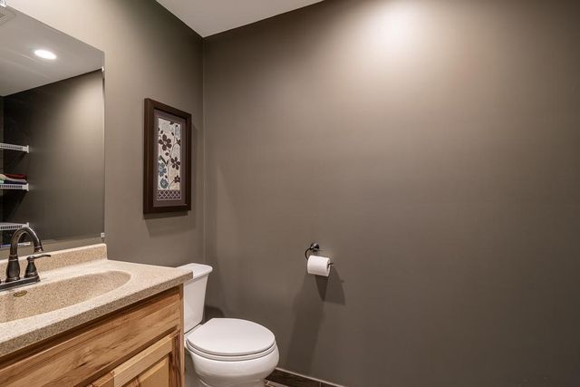 58385 Kirkwood Road, Mankato, MN 56001
