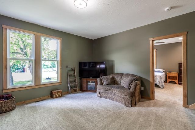 58385 Kirkwood Road, Mankato, MN 56001