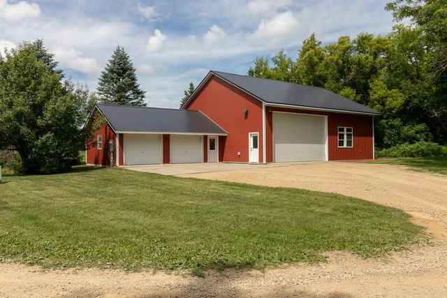 58385 Kirkwood Road, Mankato, MN 56001