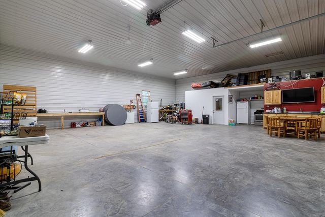 58385 Kirkwood Road, Mankato, MN 56001