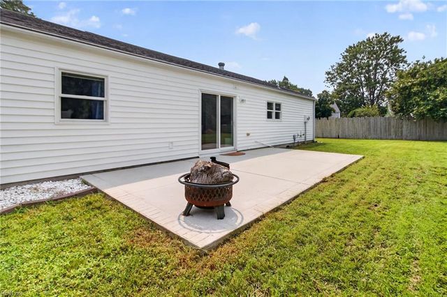 457 Carnegie CT, Virginia Beach, VA 23452