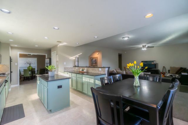 1813 Mojave Trail, League City, TX 77573