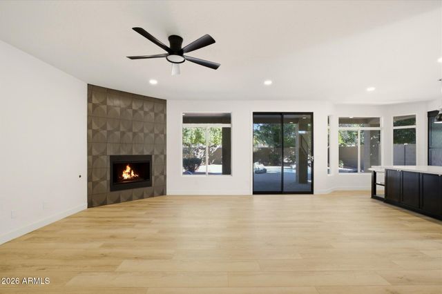 5040 W IVANHOE Street, Chandler, AZ 85226