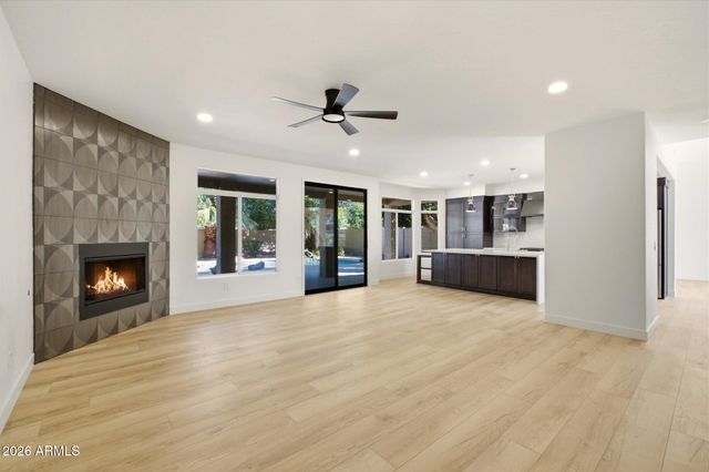 5040 W IVANHOE Street, Chandler, AZ 85226