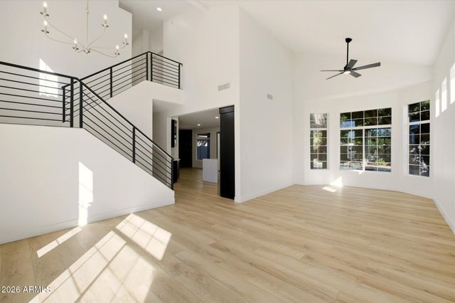 5040 W IVANHOE Street, Chandler, AZ 85226