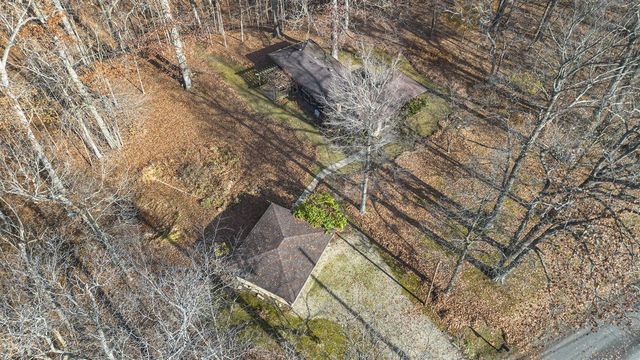 6629 W East Road B, Three Oaks, MI 49128