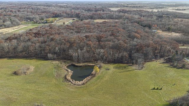 6629 W East Road B, Three Oaks, MI 49128