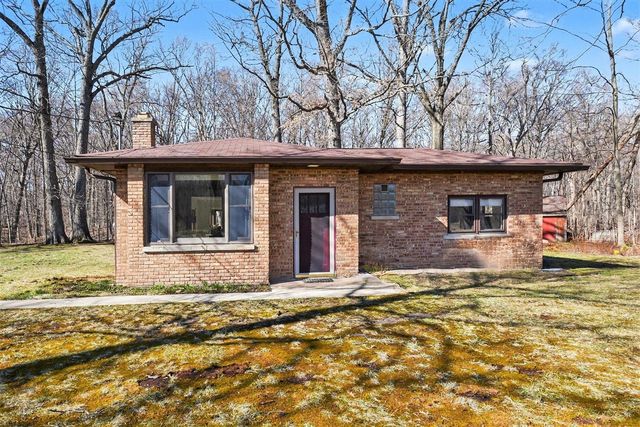 6629 W East Road B, Three Oaks, MI 49128