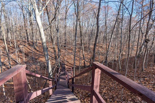 6629 W East Road B, Three Oaks, MI 49128