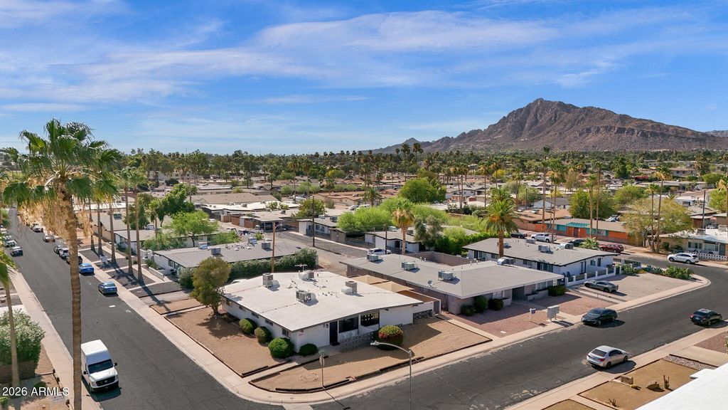 3202 N 67TH Place, Scottsdale, AZ 85251