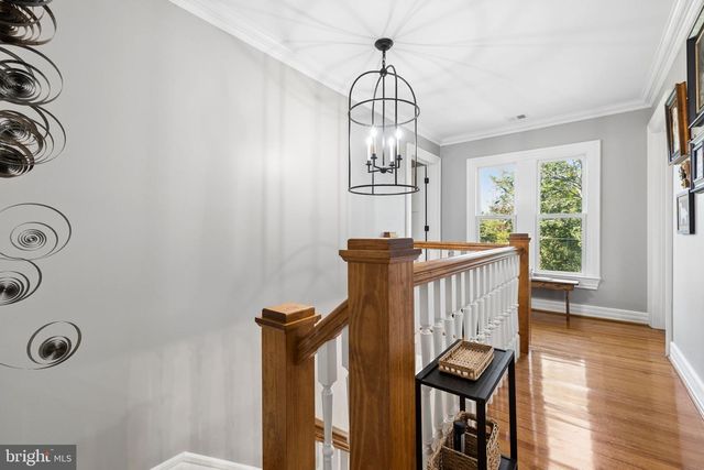 7021 LEEDS MANOR RD, Marshall, VA 20115