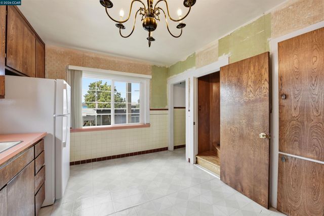 3773 Marion Ave, Oakland, CA 94619