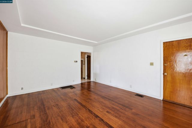 3773 Marion Ave, Oakland, CA 94619