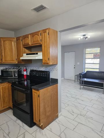 9360 SW 168th St 0, Palmetto Bay, FL 33157
