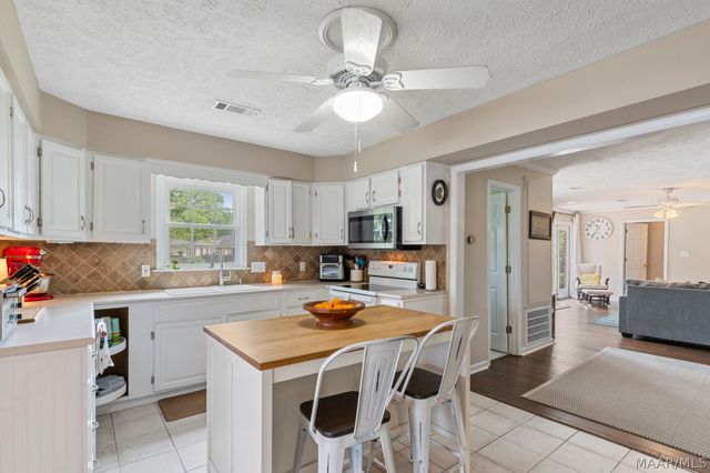 431 Duckworth Drive, Montgomery, AL 36117