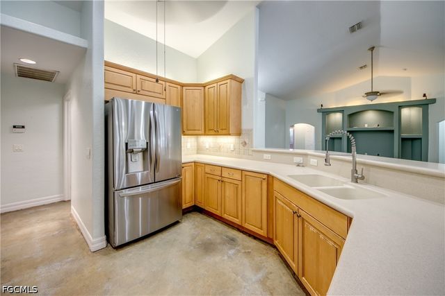 2511 NW 29th TER, Cape Coral, FL 33993
