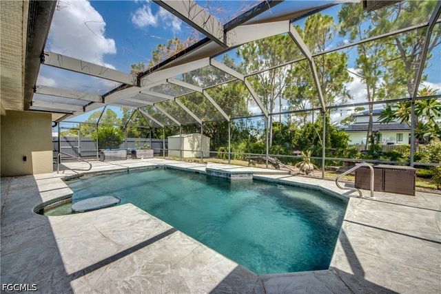 2511 NW 29th TER, Cape Coral, FL 33993
