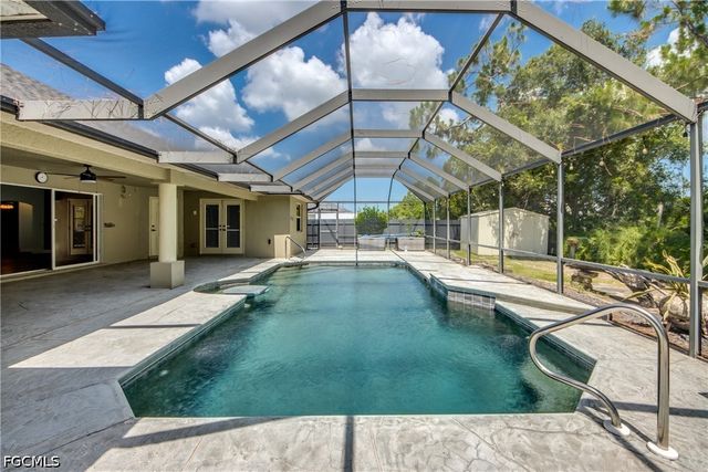 2511 NW 29th TER, Cape Coral, FL 33993