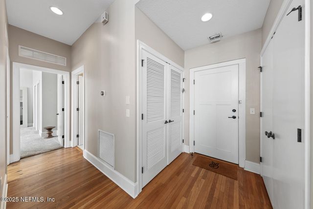 2525 COLLEGE Street, 1311, Jacksonville, FL 32204