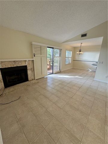 1937 Tamara Trail 2C, Vero Beach, FL 32966