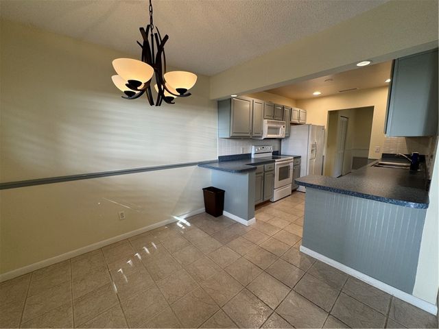 1937 Tamara Trail 2C, Vero Beach, FL 32966