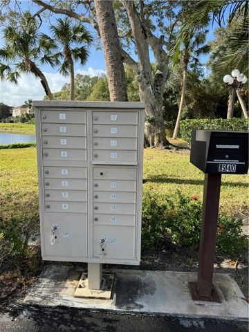 1937 Tamara Trail 2C, Vero Beach, FL 32966