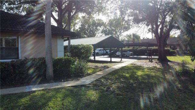 1937 Tamara Trail 2C, Vero Beach, FL 32966