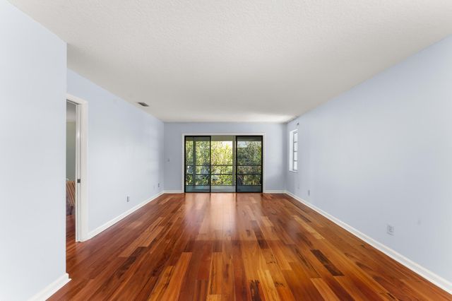 939 NW 11th Terrace 04, Stuart, FL 34994