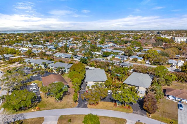 939 NW 11th Terrace 04, Stuart, FL 34994