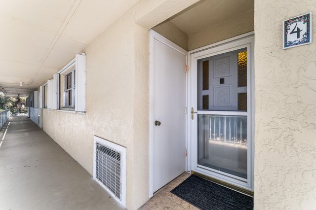 939 NW 11th Terrace 04, Stuart, FL 34994