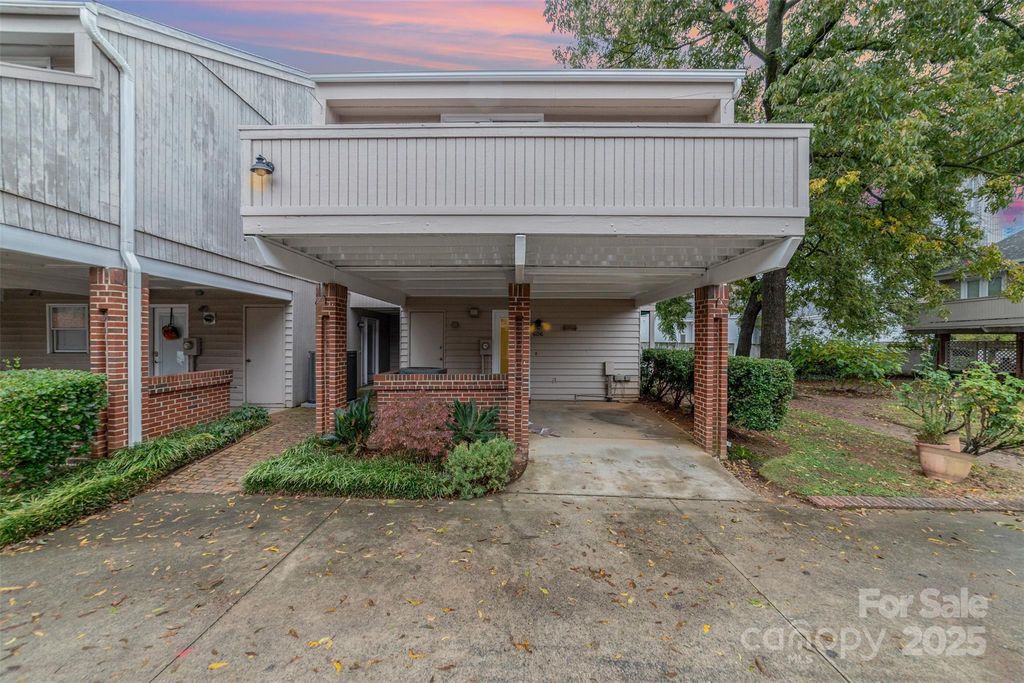 606 N Graham Street, Charlotte, NC 28202