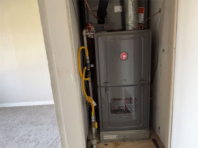 101 Bill Jackson Drive, Alvarado, TX 76009