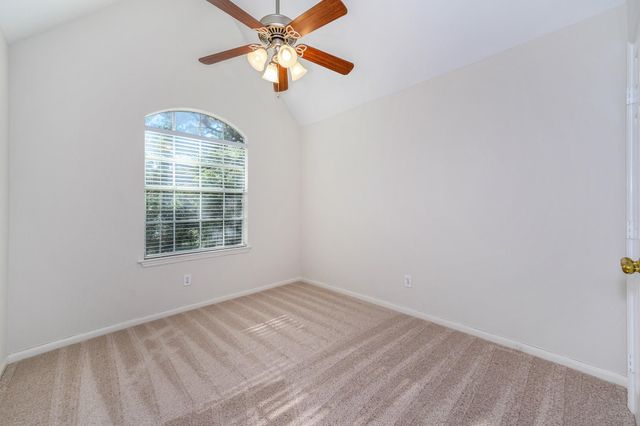 158 N Magnolia Pond Place 158E, The Woodlands, TX 77381