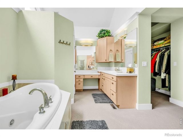 4080 Greens Place, Longmont, CO 80503