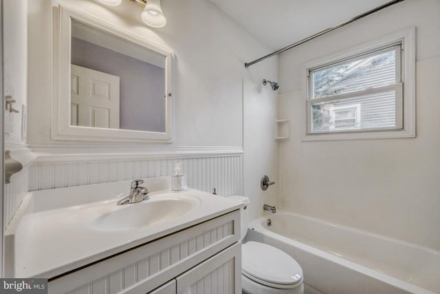 669 CEDAR DR, Pasadena, MD 21122