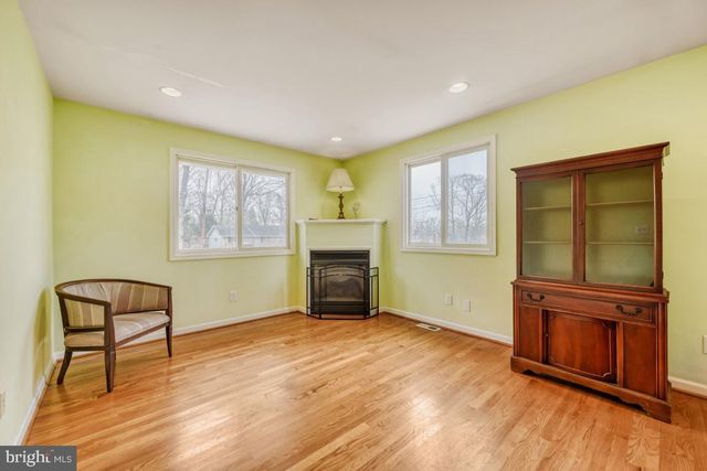 669 CEDAR DR, Pasadena, MD 21122