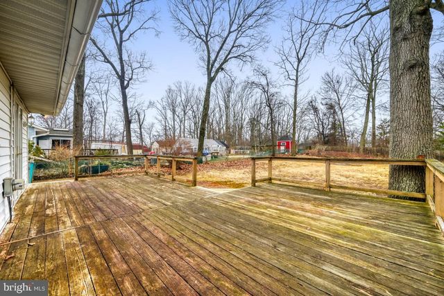 669 CEDAR DR, Pasadena, MD 21122