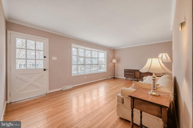 669 CEDAR DR, Pasadena, MD 21122