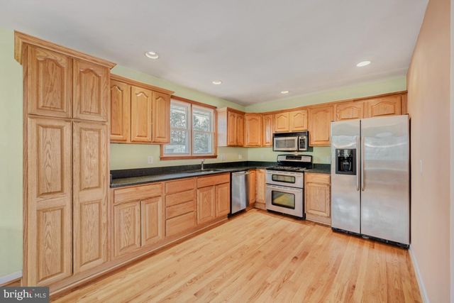 669 CEDAR DR, Pasadena, MD 21122