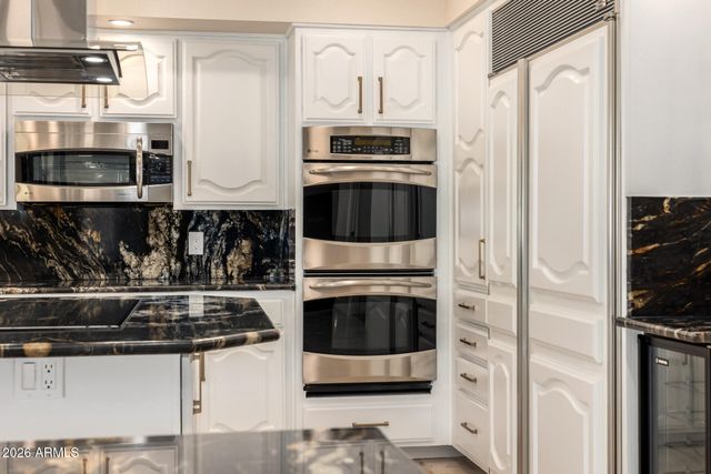 8272 S PECAN GROVE Circle, Tempe, AZ 85284