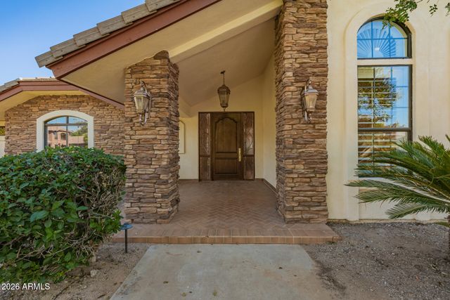 8272 S PECAN GROVE Circle, Tempe, AZ 85284