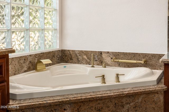 8272 S PECAN GROVE Circle, Tempe, AZ 85284