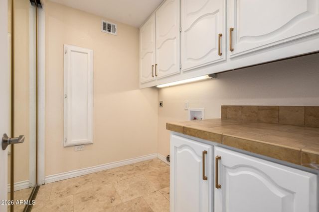 8272 S PECAN GROVE Circle, Tempe, AZ 85284