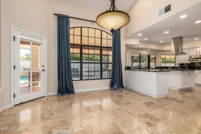 8272 S PECAN GROVE Circle, Tempe, AZ 85284