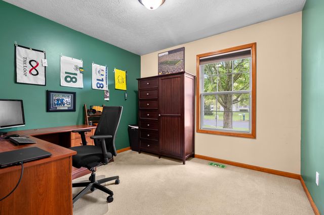 3061 Mandarin Grove Lane, Kalamazoo, MI 49004