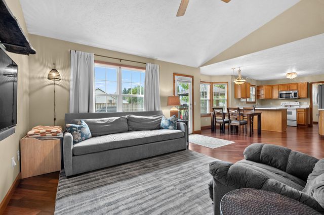 3061 Mandarin Grove Lane, Kalamazoo, MI 49004