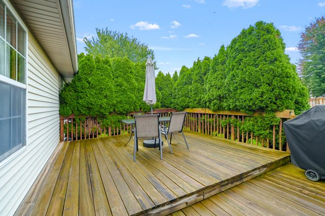 3061 Mandarin Grove Lane, Kalamazoo, MI 49004