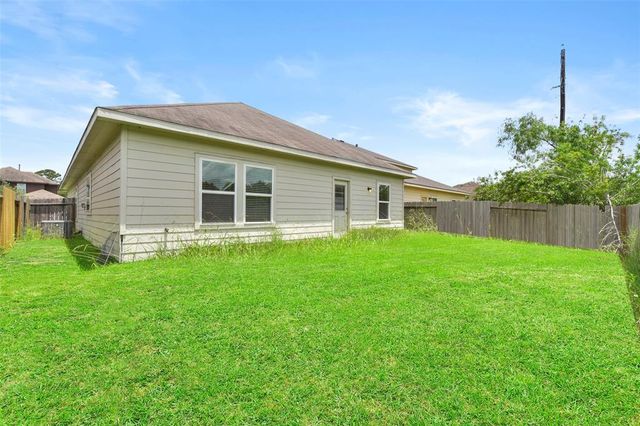 142 Pequin Road, Crosby, TX 77532